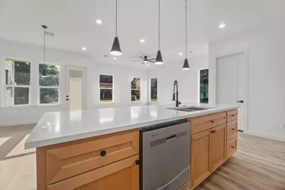 115 Capetown Lane, Conroe, TX 77356 - Photo 15