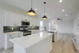 21111 Autumn Heights, Rosharon, TX 77583 - Photo 9