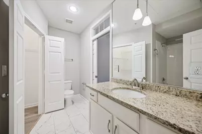 5353 Memorial Drive #2069, Houston, TX 77007 - Photo 11