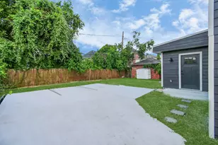 2812 Truxillo St, Houston, TX 77004 - Photo 17