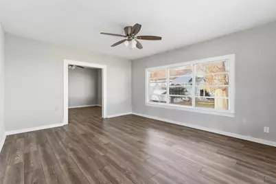 2105 Beaumont Road, Baytown, TX 77520 - Photo 9