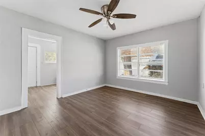 2105 Beaumont Road, Baytown, TX 77520 - Photo 5