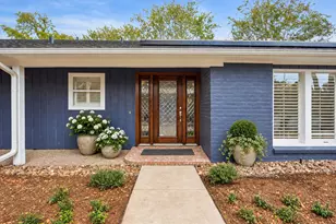 10323 Green Tree Rd, Houston, TX 77042 - Photo 3