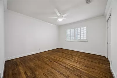 10323 Green Tree Road, Houston, TX 77042 - Photo 25