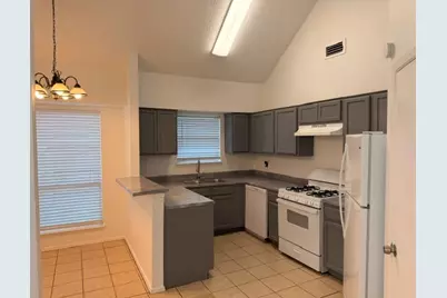 8535 Grand Knolls Drive, Houston, TX 77083 - Photo 5