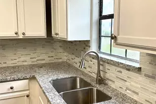 1403 Ash St, Baytown, TX 77520 - Photo 3