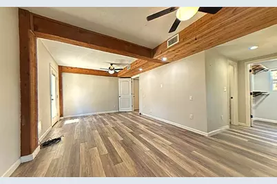 190 White Oak Circle, Point Blank, TX 77364 - Photo 11