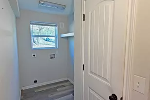 190 White Oak Cir, Point Blank, TX 77364 - Photo 11