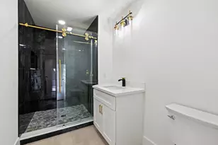10514 Emnora Ln, Houston, TX 77043 - Photo 35
