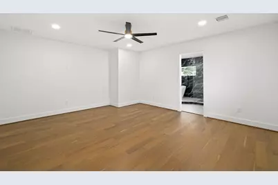 10514 Emnora Lane, Houston, TX 77043 - Photo 19