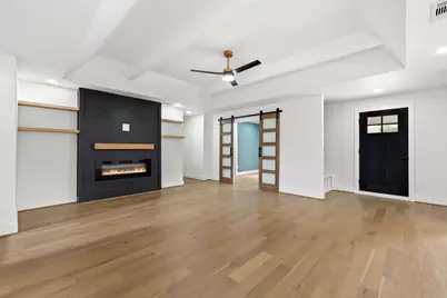 10514 Emnora Lane, Houston, TX 77043 - Photo 9