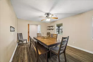 5602 Cartagena St, Houston, TX 77035 - Photo 7