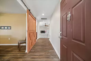 5602 Cartagena St, Houston, TX 77035 - Photo 5