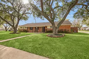 5602 Cartagena St, Houston, TX 77035 - Photo 3