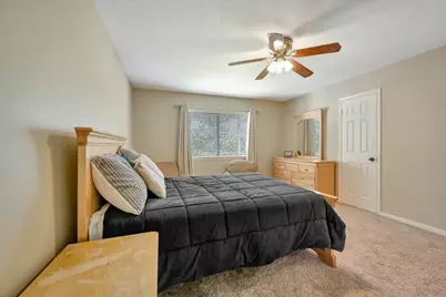 15110 Greenleaf Lane, Houston, TX 77062 - Photo 29