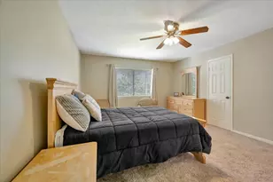 15110 Greenleaf Ln, Houston, TX 77062 - Photo 29