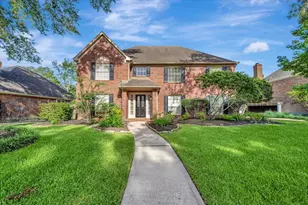 15110 Greenleaf Ln, Houston, TX 77062 - Photo 47