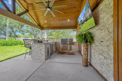 15110 Greenleaf Lane, Houston, TX 77062 - Photo 35