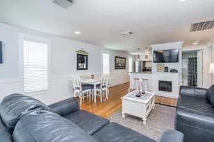 4115 Surf Dr, Galveston, TX 77554 - Photo 11