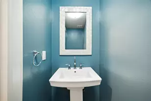 131 Haversham Dr, Houston, TX 77024 - Photo 37