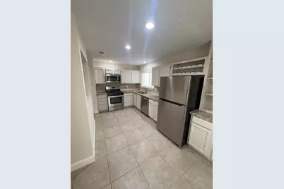 7402 Wood Bluff Boulevard, Houston, TX 77040 - Photo 3