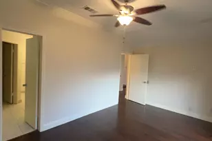 7402 Wood Bluff Blvd, Houston, TX 77040 - Photo 11
