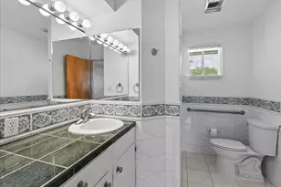 1404 S Main St, Anahuac, TX 77514 - Photo 21
