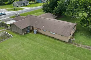 1404 S Main St, Anahuac, TX 77514 - Photo 23
