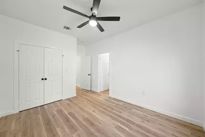 1512 W Blum Street #A, Alvin, TX 77511 - Photo 21