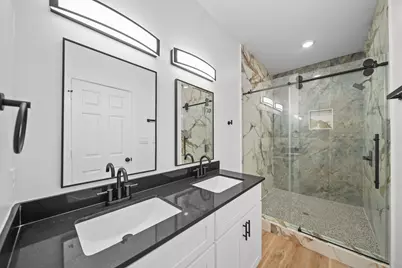 1512 W Blum Street #A, Alvin, TX 77511 - Photo 23