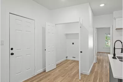 1512 W Blum Street #A, Alvin, TX 77511 - Photo 19