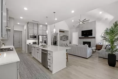 4810 Creekbend Drive, Fulshear, TX 77441 - Photo 9