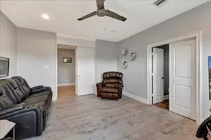1310 Tamina Pass Ln, Friendswood, TX 77546 - Photo 31