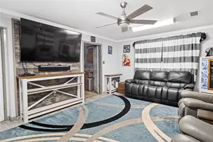 879 Interstate 45 S, Huntsville, TX 77340 - Photo 9