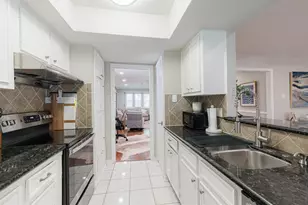 14127 Woodthorpe Ln, Houston, TX 77079 - Photo 11