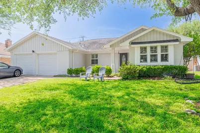 14127 Woodthorpe Lane, Houston, TX 77079 - Photo 3