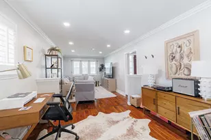14127 Woodthorpe Ln, Houston, TX 77079 - Photo 9