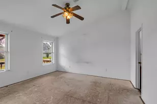831 Easy St, La Porte, TX 77571 - Photo 7