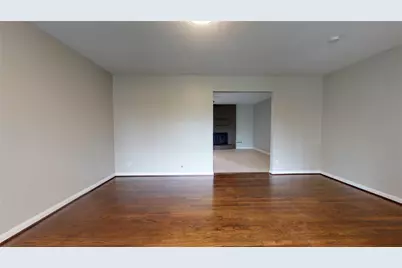 941 W 17th Street, Houston, TX 77008 - Photo 11