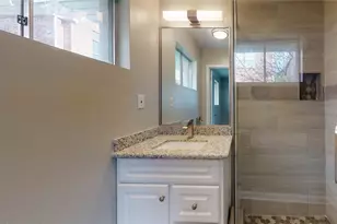 941 W 17th St, Houston, TX 77008 - Photo 41