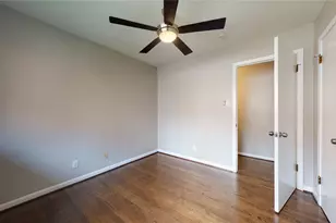 941 W 17th St, Houston, TX 77008 - Photo 35