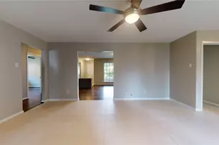 941 W 17th St, Houston, TX 77008 - Photo 17