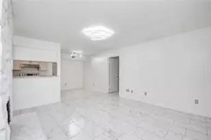 17331 Red Oak Dr, Houston, TX 77090 - Photo 5