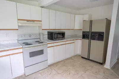 387 County Road 268, Sargent, TX 77414 - Photo 11