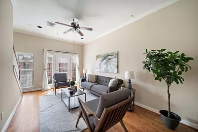 1913 Gillette Street #C, Houston, TX 77006 - Photo 9