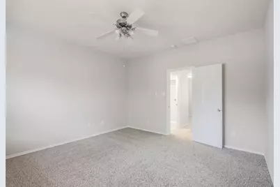 58 S Burberry Park Circle, The Woodlands, TX 77382 - Photo 21