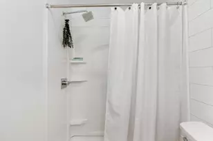 198 April Point Dr N, Conroe, TX 77356 - Photo 25