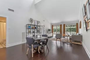 198 April Point Dr N, Conroe, TX 77356 - Photo 7