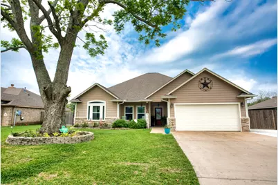 512 Wellshire, West Columbia, TX 77486 - Photo 1