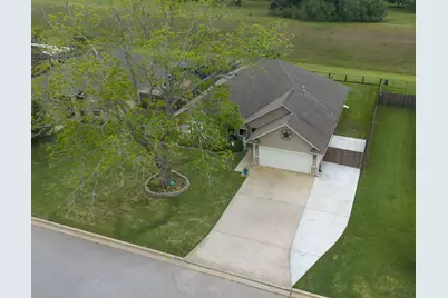 512 Wellshire, West Columbia, TX 77486 - Photo 25